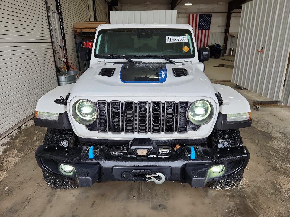 2024 Jeep Wrangler / VIN 1C4RJXR62RW200683 COPART salvage auction — NORMAL WEAR, Mo - Certificate Of Title, sold $30,500 on 2026-07-09 (photo 5)