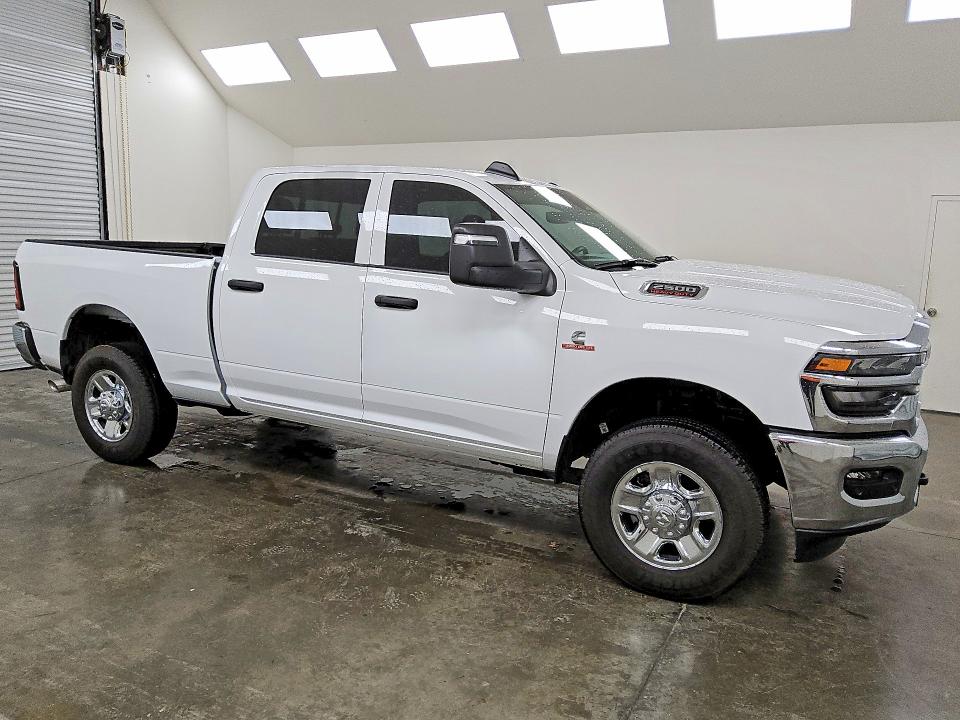 2025 Ram 2500 VIN 3C63R5CL3SG553530 COPART salvage auction — MINOR DENT/SCRATCHES, Tx - Certificate Of Title, sold $43,750 on 2026-07-02 (photo 4)