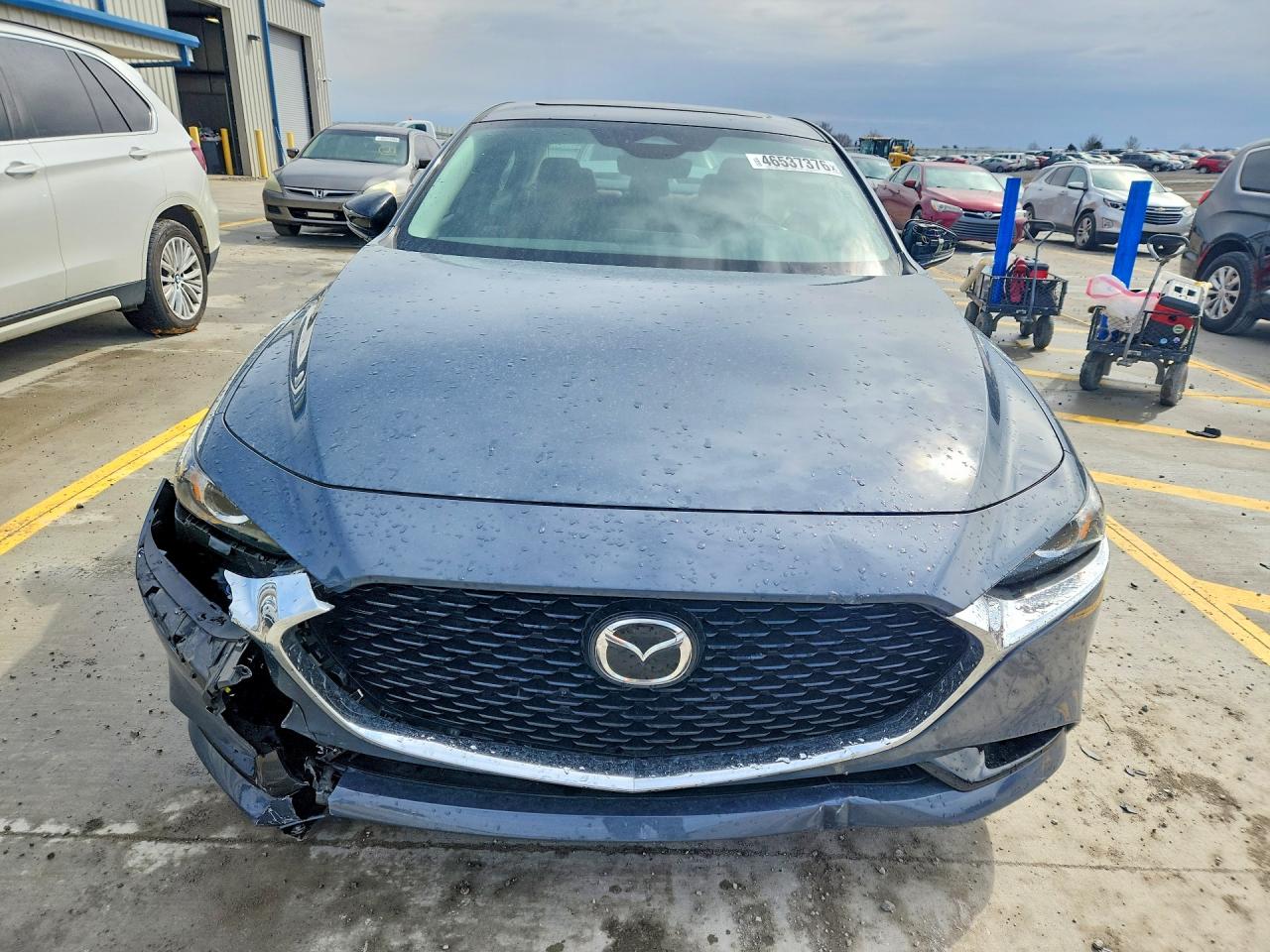 2024 Mazda 3 VIN 3MZBPBCM5RM421069 COPART salvage auction — Side, KY - CERT OF TITLE-SALVAGE, sold $3,600 on 2026-07-09 (photo 5)