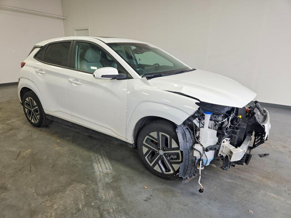 2023 Hyundai Kona VIN KM8K33AG2PU183168 COPART salvage auction — FRONT END, Fl - Certificate Of Destruction, sold $2,500 on 2026-07-06 (photo 4)