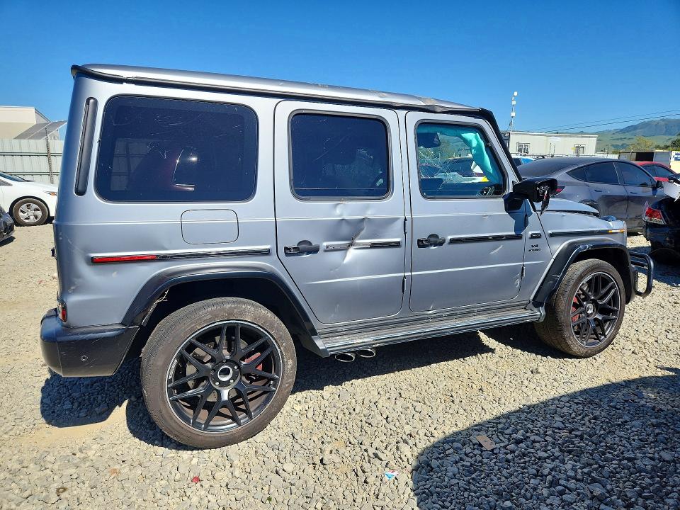 2021 Mercedes-benz G-class VIN W1NYC7HJ3MX381137 COPART salvage auction — ROLLOVER, Ca - Non-Repairable Vehicle Cert, sold $80,500 on 2026-07-28 (photo 3)