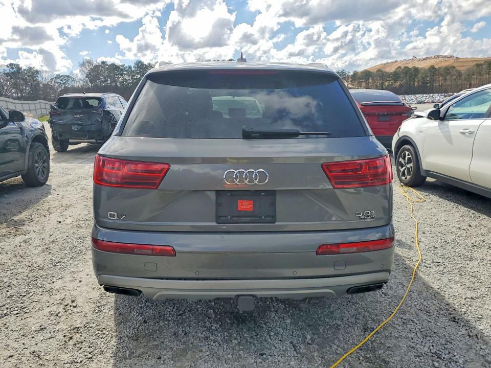 2017 Audi Q7 VIN WA1LAAF77HD019700 COPART salvage auction — MINOR DENT/SCRATCHES, Ga - Certificate Of Title, sold $5,000 on 2026-07-27 (photo 6)