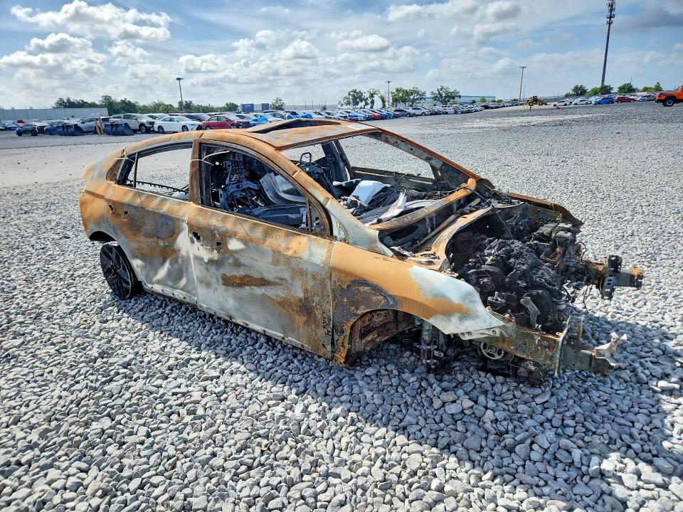 2020 Hyundai Ioniq hybrid VIN KMHC05LC7LU241983 COPART salvage auction — BURN, Fl - Cert Of Destruct-No Vin Plate, sold $325 on 2026-07-29 (photo 4)