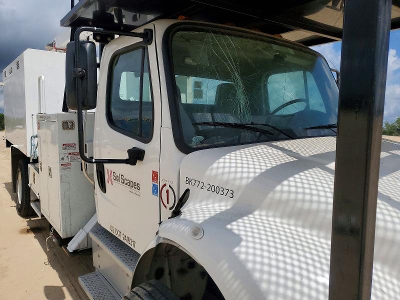 2024 Freightliner M2 VIN 1FVACXFCXRHUV0585 COPART salvage auction — FRONT END, IN - CERT OF TITLE-SALVAGE TITLE, sold $23,500 on 2026-07-16 (photo 9)