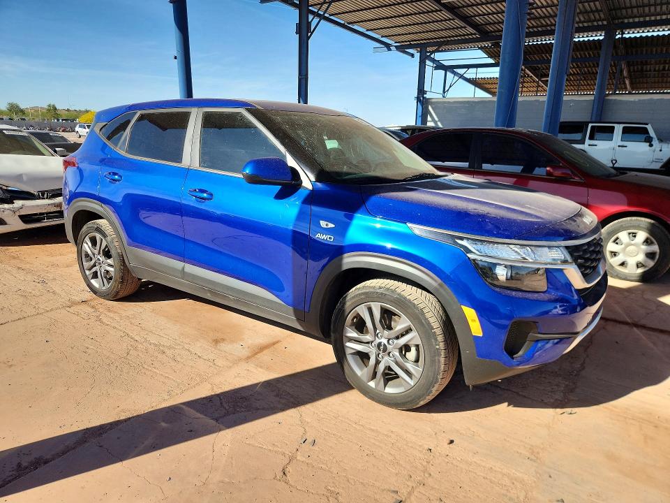 2022 Kia Seltos VIN KNDEPCAA5N7251914 COPART salvage auction — SIDE, Az - Cert Of Title - Salvage, sold $3,150 on 2026-07-09 (photo 4)