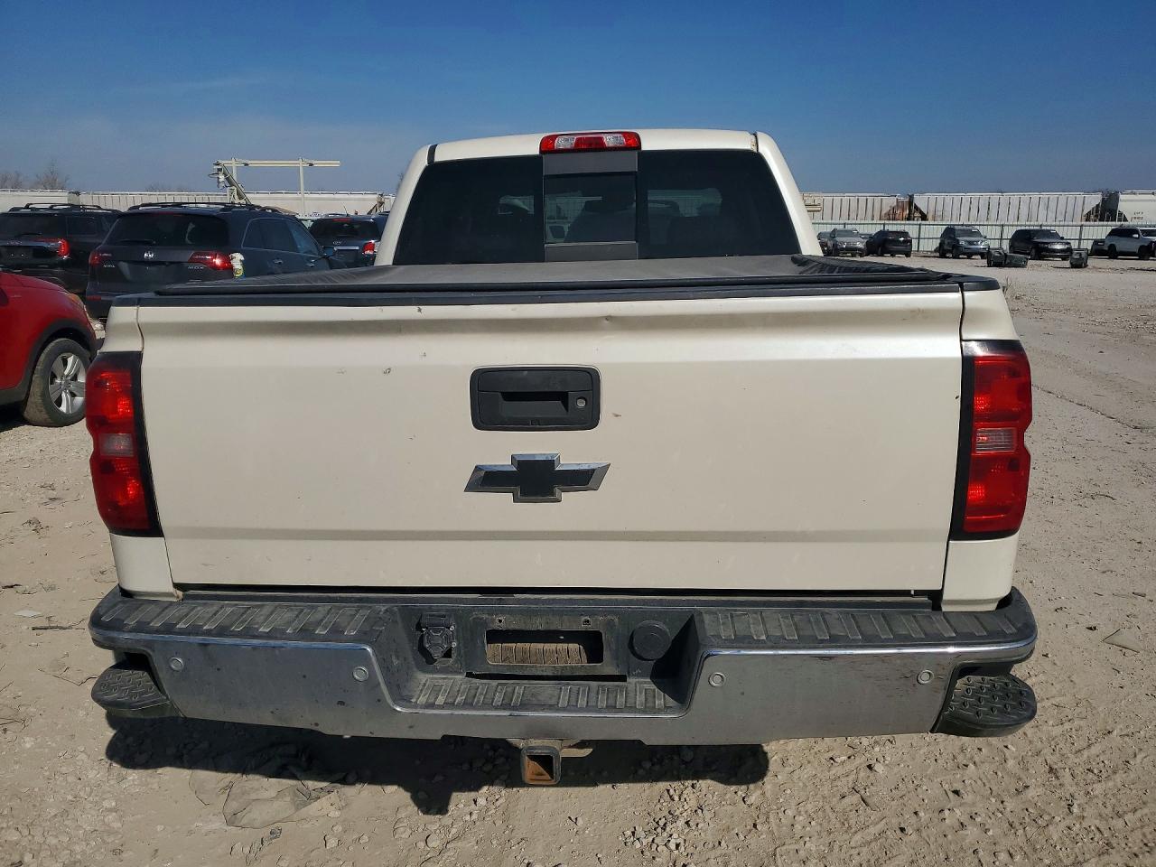 2014 Chevrolet Silverado VIN 3GCUKSEC6EG119412 COPART salvage auction — Minor Dent/Scratches, KS - CERT OF TITLE-SALVAGE, sold $3,900 on 2026-07-09 (photo 6)