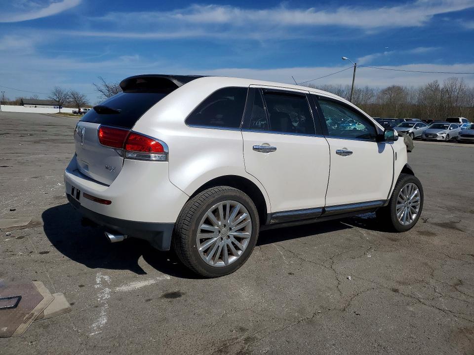 2015 Lincoln Mkx VIN 2LMDJ6JK6FBL23946 COPART salvage auction — FRONT END, Ky - Cert Of Title-Salvage, sold $625 on 2026-07-09 (photo 3)