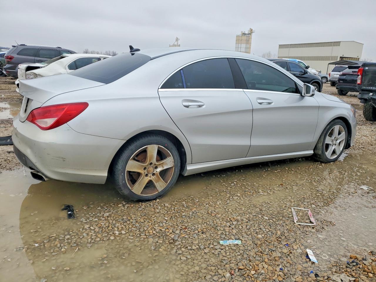2015 Mercedes-Benz CLA-Class VIN WDDSJ4EB5FN200106 COPART salvage auction — Normal Wear, VA - CERTIFICATE OF TITLE, sold $2,600 on 2026-07-09 (photo 3)
