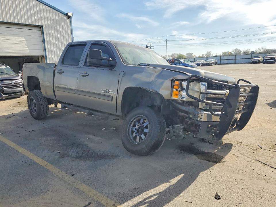 2009 Chevrolet Silverado 2500 VIN 1GCHK63699F175843 COPART salvage auction — FRONT END, Id - Salvage Certificate Of Title, sold $3,400 on 2026-07-02 (photo 4)