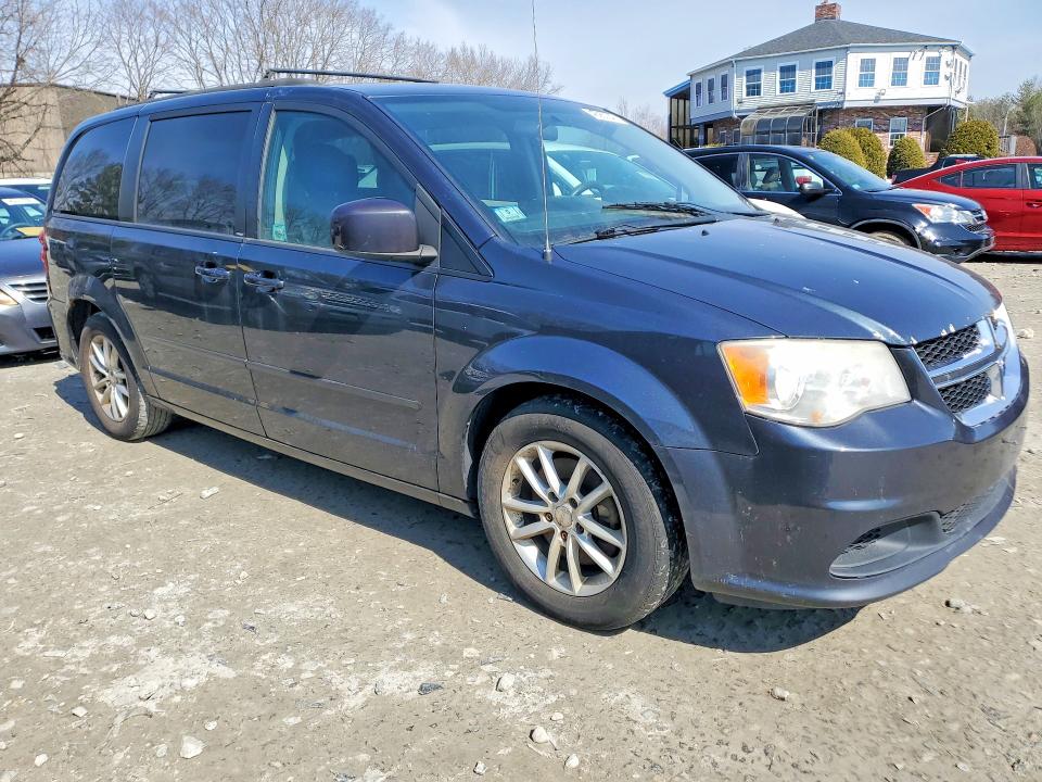 2014 Dodge Caravan VIN 2C4RDGCG6ER263331 COPART salvage auction — FRONT END, Ma - Certificate Of Title, sold $750 on 2026-07-23 (photo 4)