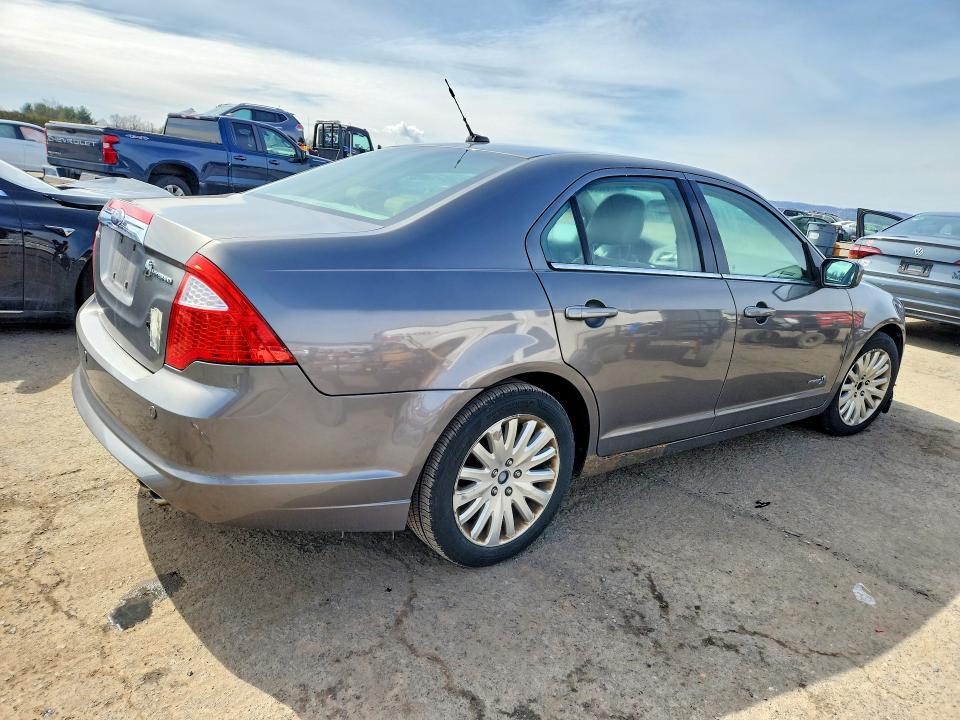 2010 Ford Fusion VIN 3FADP0L34AR228450 COPART salvage auction — FRONT END, PA - CERT OF TITLE, sold $400 on 2026-07-02 (photo 3)