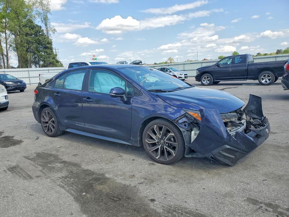 2022 Toyota Corolla VIN 5YFS4MCE4NP116262 COPART salvage auction — SIDE, Nc - Salvage Certificate Of Title, sold $275 on 2026-07-28 (photo 4)