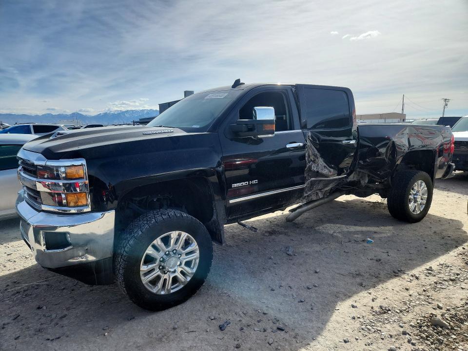 2019 Chevrolet Silverado 3500 VIN 1GC4KXCY4KF134631 — COPART salvage auction photo