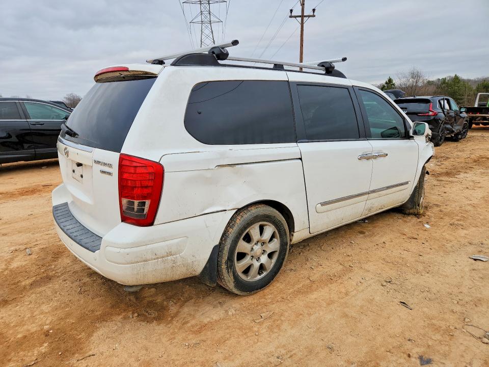 2008 Hyundai Entourage VIN KNDMC233386053102 COPART salvage auction — FRONT END, Nc - Salvage Certificate Of Title, sold $300 on 2026-07-20 (photo 3)