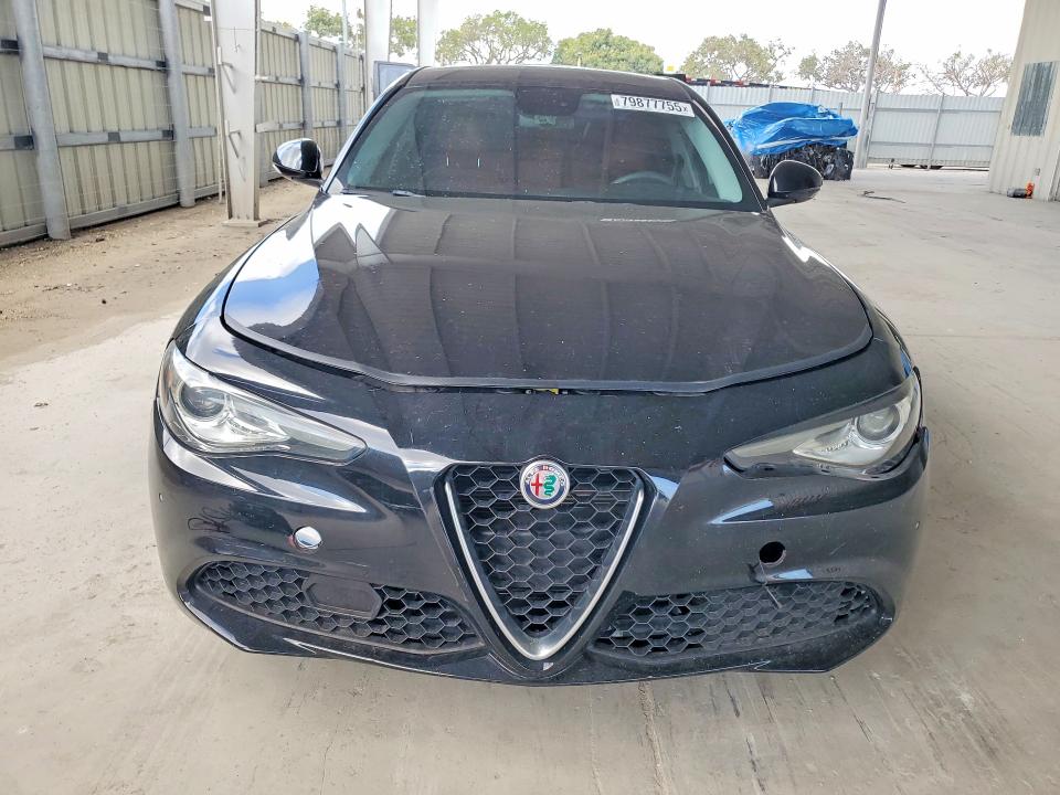 2018 Alfa romeo Giulia VIN ZARFAEBN1J7593122 COPART salvage auction — REAR END, Fl - Cert Of Ttl-Rebuilt&Slvg Rbld, sold $3,750 on 2026-07-16 (photo 5)