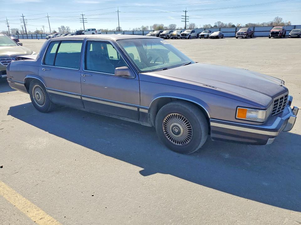 1993 Cadillac Deville VIN 1G6CD53B3P4318115 COPART salvage auction — REAR END, Id - Salvage Certificate Of Title, sold $325 on 2026-07-02 (photo 4)