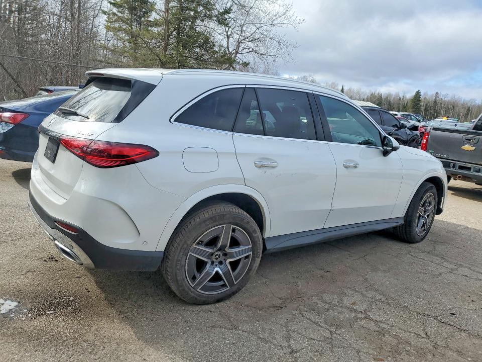 2024 Mercedes-benz Glc VIN W1NKM4HB5RF177737 COPART salvage auction — REAR END, Salvage Title, sold $4,450 on 2026-07-28 (photo 3)