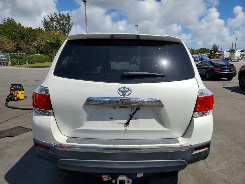 2012 Toyota Highlander VIN 5TDZA3EH5CS025448 COPART salvage auction — SIDE, Fl - Cert Of Title Slvg Rebuildable, sold $3,100 on 2026-07-29 (photo 6)