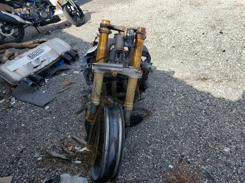 2023 Suzuki Gsx-r1000 VIN JS1DM11H1P7100703 COPART salvage auction — BURN, FL - CERTIFICATE OF DESTRUCTION, sold $10 on 2026-07-15 (photo 2)