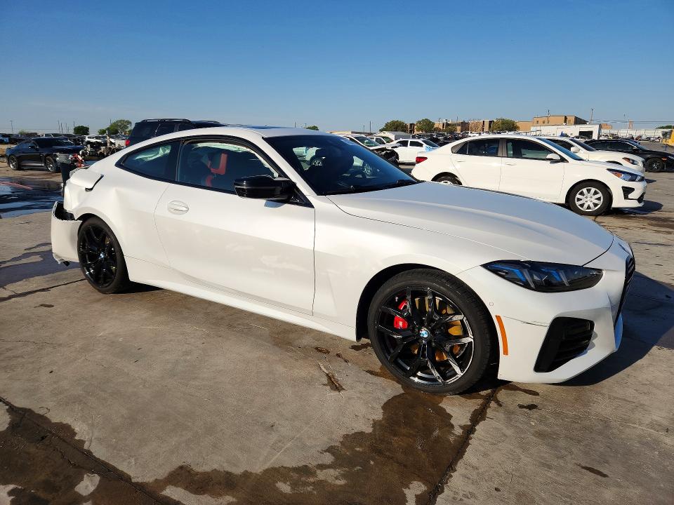 2025 BMW M440i VIN WBA83DA03SCT82734 COPART salvage auction — SIDE, Tx - Certificate Of Title, sold $25,500 on 2026-07-16 (photo 4)