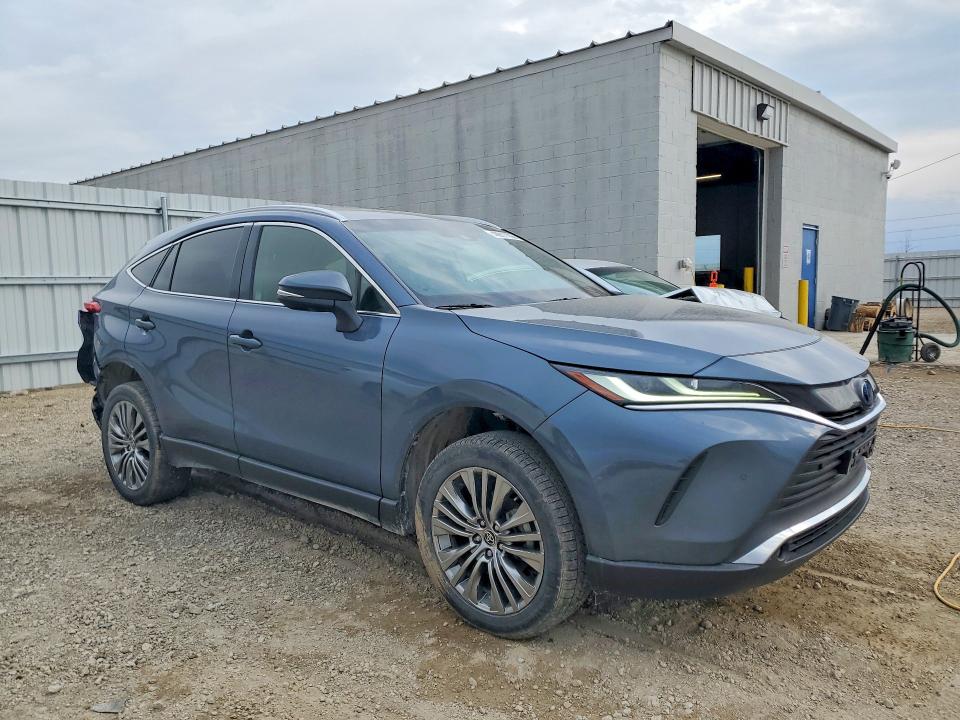 2022 Toyota Venza VIN JTEAAAAH9NJ094582 COPART salvage auction — REAR END, Ia - Cert Of Title-Salvage Title, sold $11,800 on 2026-07-08 (photo 4)