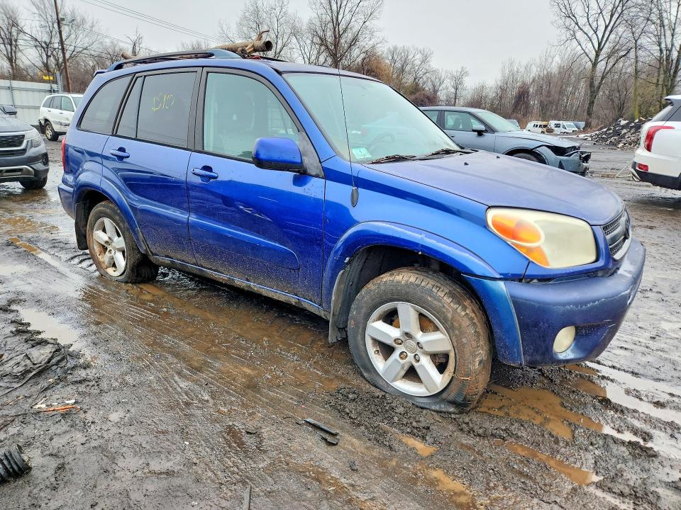 2005 Toyota Rav4 VIN JTEHD20V156032714 COPART salvage auction — MECHANICAL, FL - PARTS ONLY, sold $450 on 2026-07-31 (photo 4)
