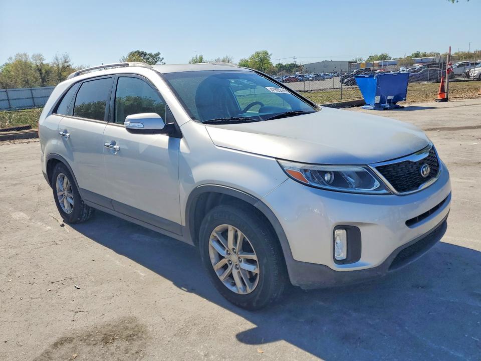 2014 Kia Sorento VIN 5XYKT3A69EG471926 COPART salvage auction — SIDE, FL, sold $250 on 2026-07-21 (photo 4)