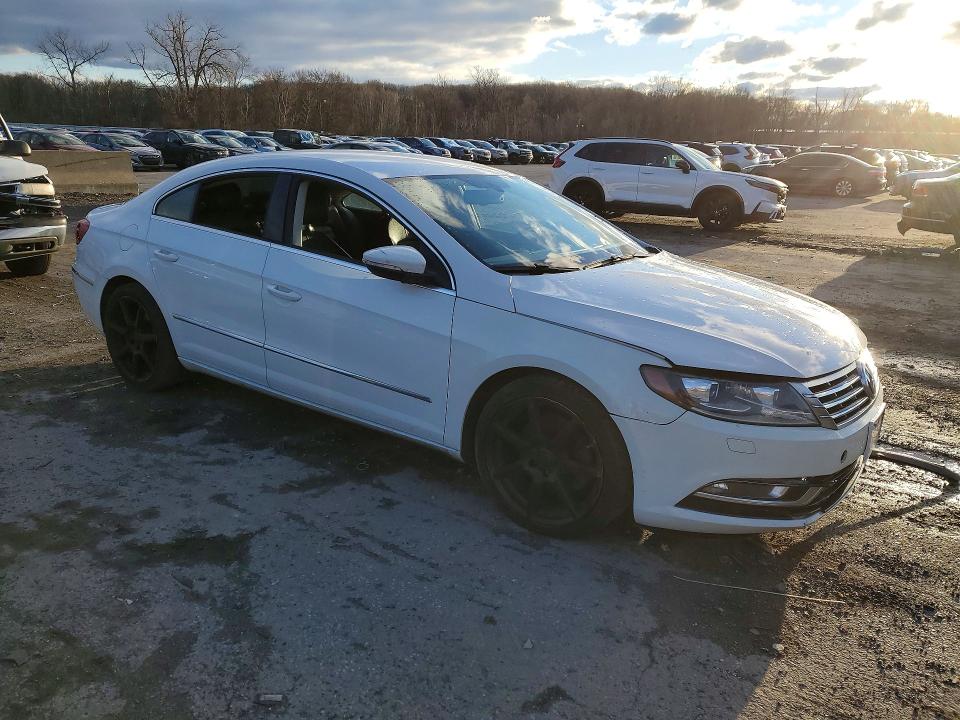 2013 Volkswagen VIN WVWBP7AN1DE521891 COPART salvage auction — MINOR DENT/SCRATCHES, Ny - Certificate Of Title, sold $550 on 2026-08-01 (photo 4)