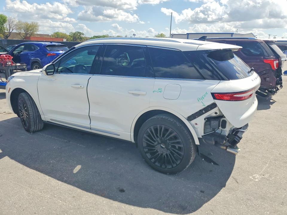 2022 Lincoln Corsair VIN 5LMCJ2C96NUL17404 COPART salvage auction — REAR END, Salvage Title, sold $7,100 on 2026-07-15 (photo 2)