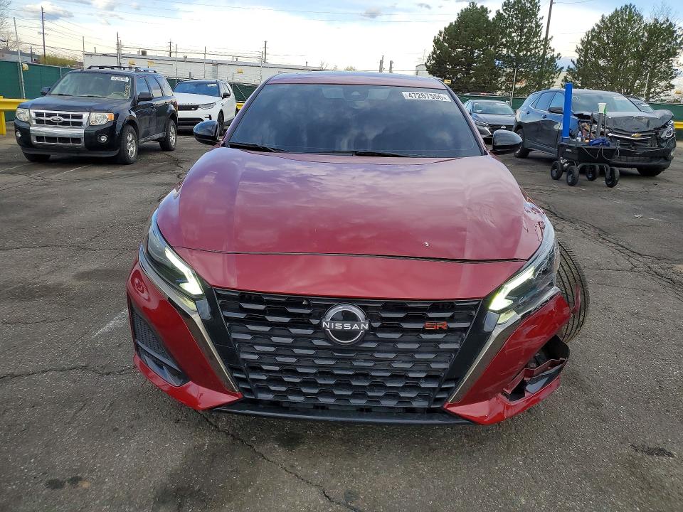 2024 Nissan Altima VIN 1N4BL4CW5RN437294 COPART salvage auction — FRONT END, CO - PUBLIC - SALVAGE TITLE, sold $8,000 on 2026-07-02 (photo 5)