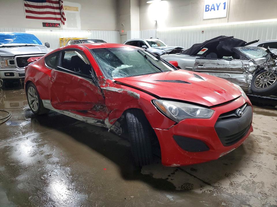 2013 Hyundai Genesis VIN KMHHT6KD3DU095256 COPART salvage auction — SIDE, Il - Salvage Certificate, sold $625 on 2026-07-28 (photo 4)