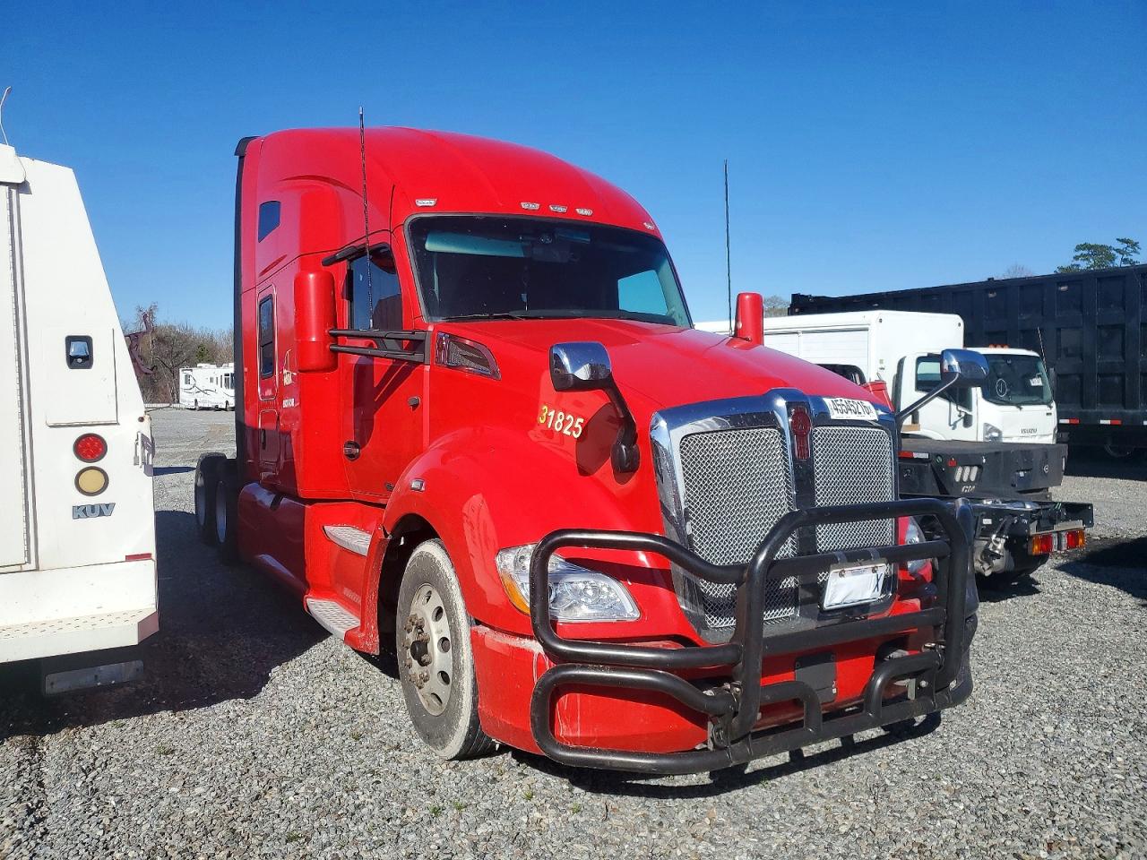 2020 Kenworth T680 VIN 1XKYDP9X0LJ370254 — COPART salvage auction photo