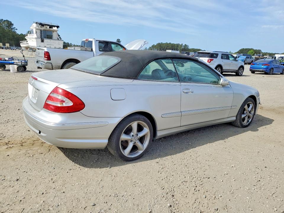 2005 Mercedes-benz Clk-class VIN WDBTK65J05F130875 COPART salvage auction — FRONT END, NC - DEALER ONLY SALVAGE TITLE, sold $425 on 2026-08-10 (photo 3)
