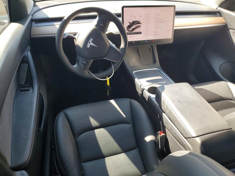 2022 Tesla Model y VIN 7SAYGDEE7NF410431 COPART salvage auction — SIDE, Salvage Title, sold $10,200 on 2026-07-28 (photo 8)