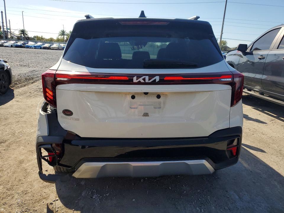 2025 Kia Seltos VIN KNDEU2AA4S7723437 COPART salvage auction — FRONT END, Fl - Certificate Of Destruction, sold $5,400 on 2026-07-06 (photo 6)