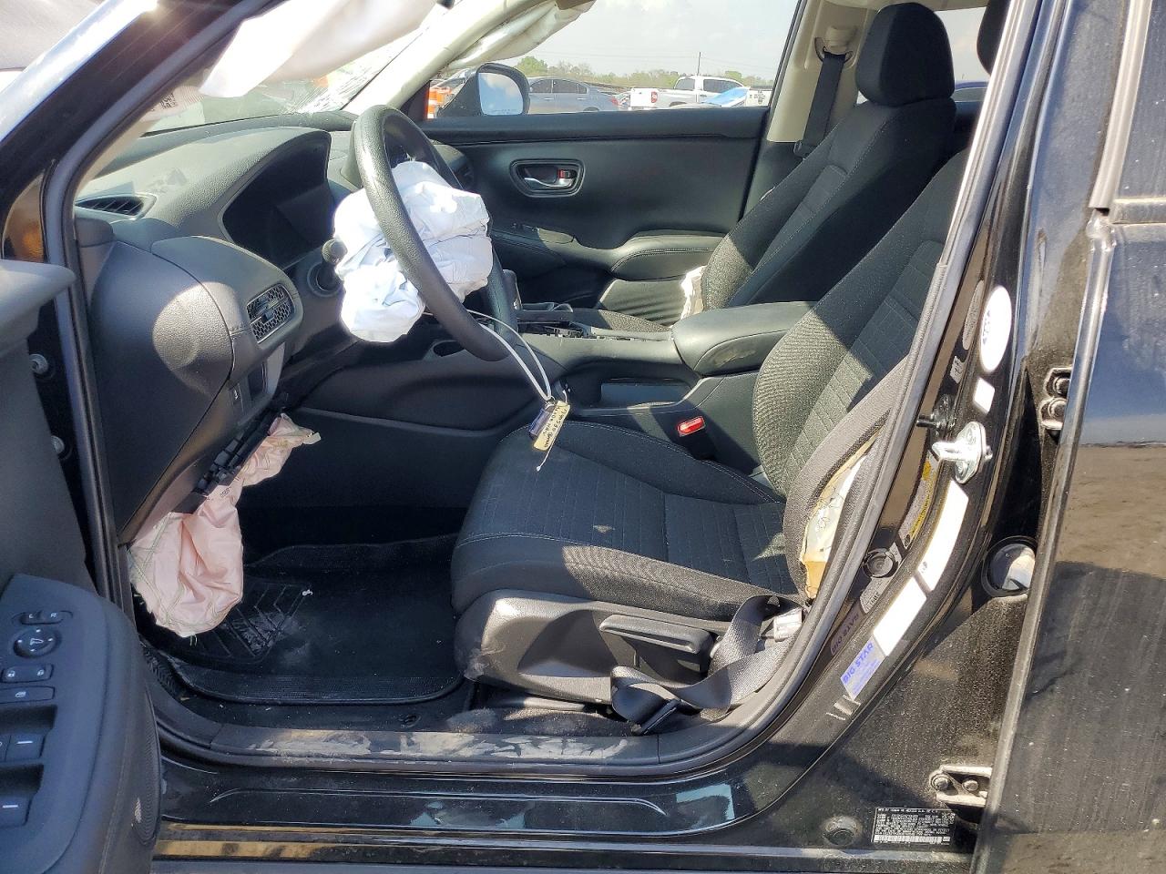 2025 Honda HR-V VIN 3CZRZ1H30SM740580 COPART salvage auction — Front End, TX - SALVAGE VEHICLE TITLE (P), sold $3,100 on 2026-07-09 (photo 7)