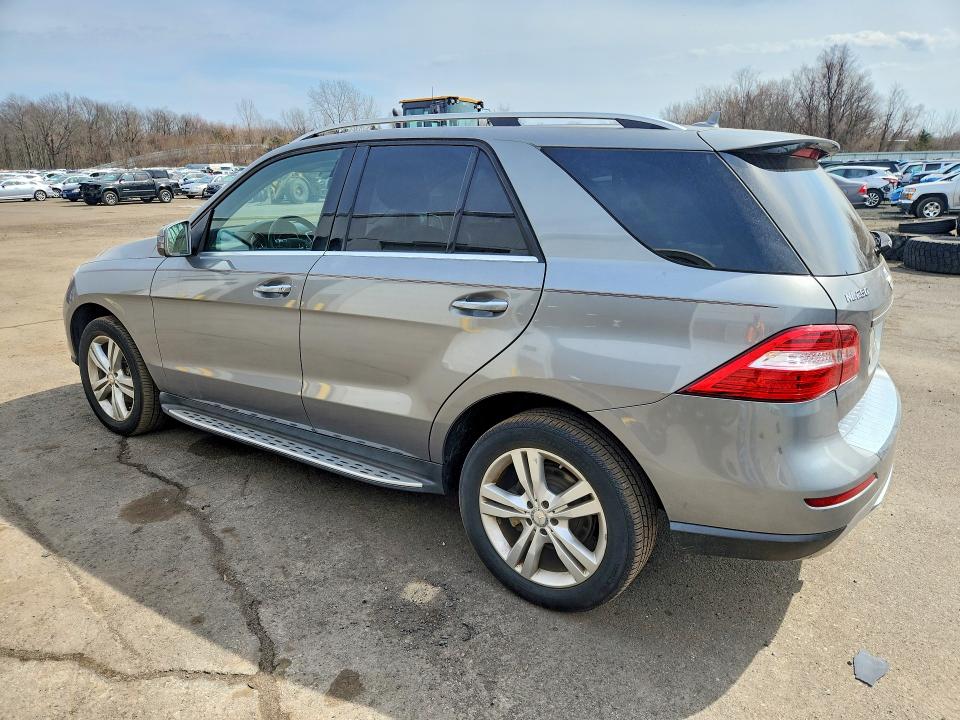 2015 Mercedes-benz Ml-class VIN 4JGDA0EB0FA518018 COPART salvage auction — MINOR DENT/SCRATCHES, Pa - Cert Of Title (P), sold $6,300 on 2026-07-09 (photo 2)