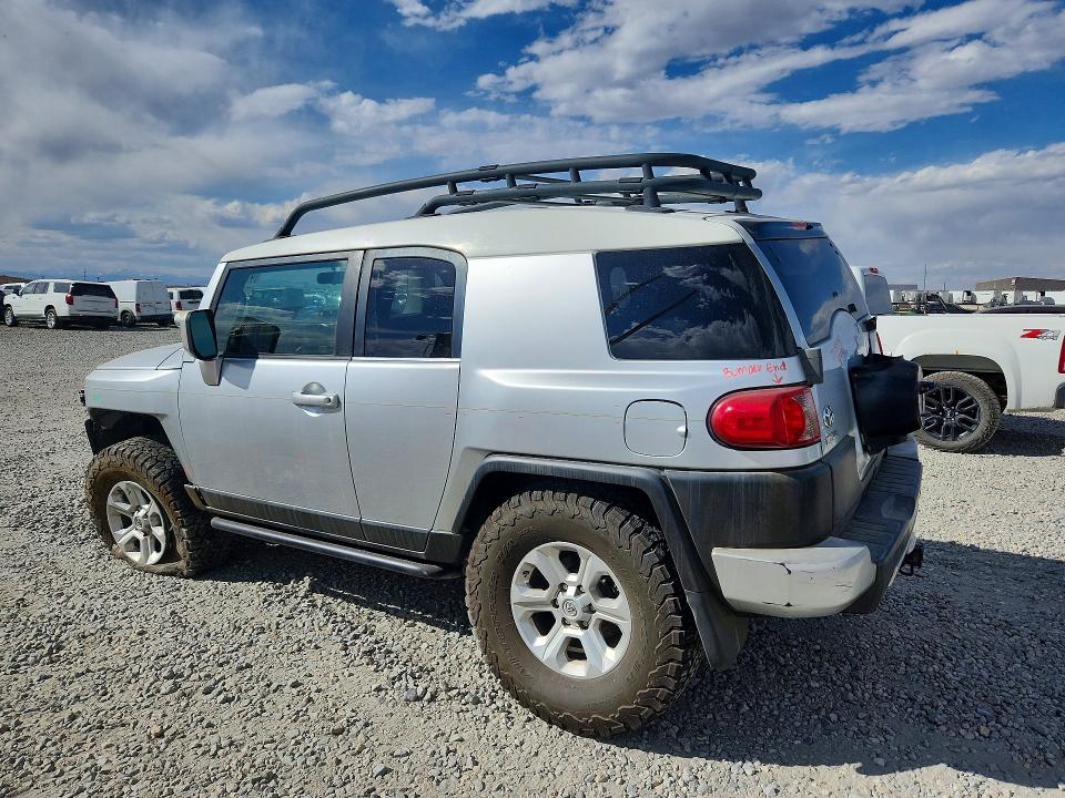2007 Toyota Fj cruiser VIN JTEBU11F770014991 COPART salvage auction — FRONT END, Co - Salvage Title, sold $2,150 on 2026-07-28 (photo 2)