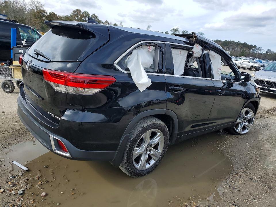 2018 Toyota Highlander VIN 5TDDZRFHXJS865890 COPART salvage auction — SIDE, VA - CERT OF TITLE - SALVAGE, sold $3,950 on 2026-07-14 (photo 3)