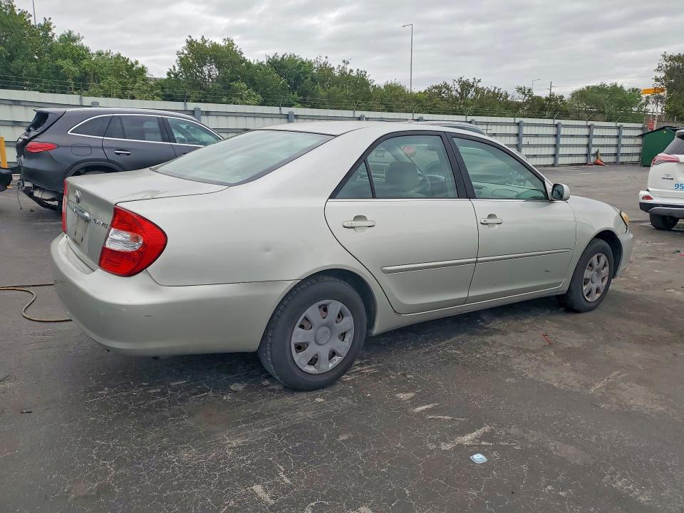 2004 Toyota Camry VIN JTDBE32K640272195 COPART salvage auction — FRONT END, Fl - Certificate Of Destruction, sold $300 on 2026-07-08 (photo 3)