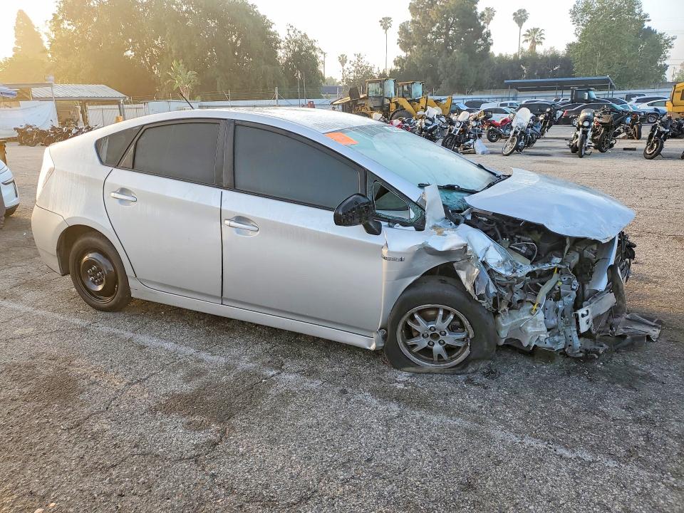 2011 Toyota Prius VIN JTDKN3DU1B0266266 COPART salvage auction — FRONT END, Ca - Salvage Certificate, sold $400 on 2026-07-24 (photo 4)
