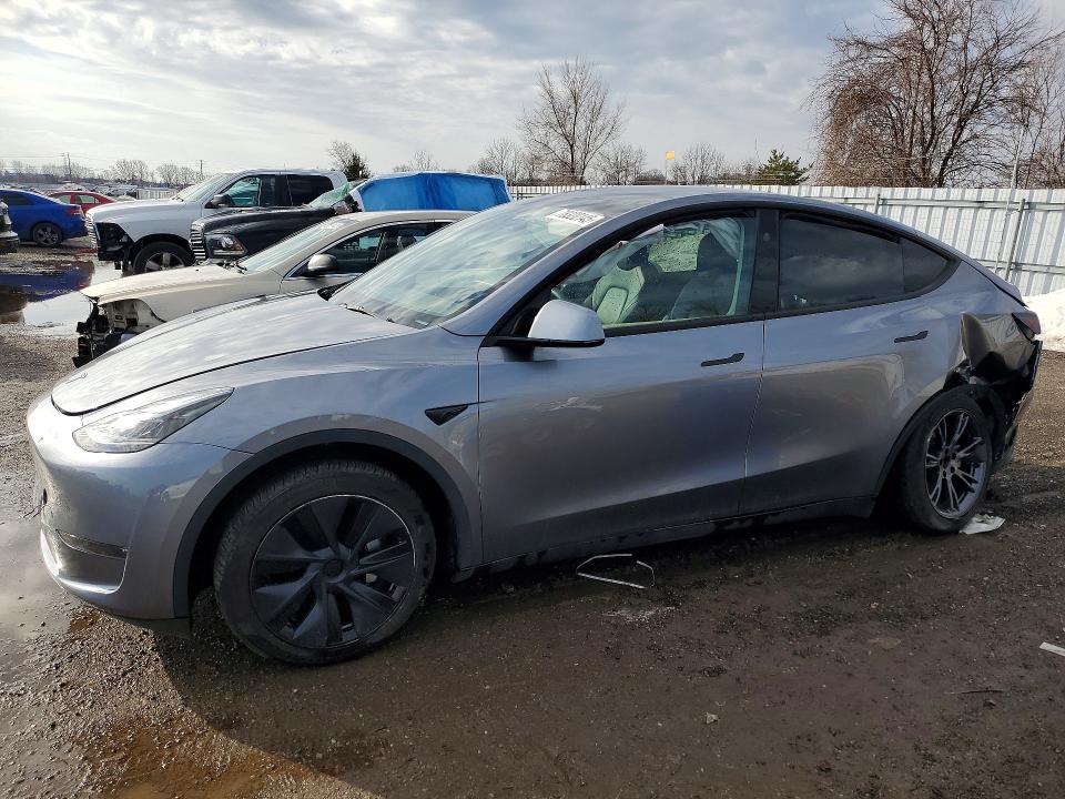 2025 Tesla Model y VIN 7SAYGAEE8SF229297 COPART salvage auction — UNDERCARRIAGE, Salvage Title, sold $14,200 on 2026-07-20 (photo 1)