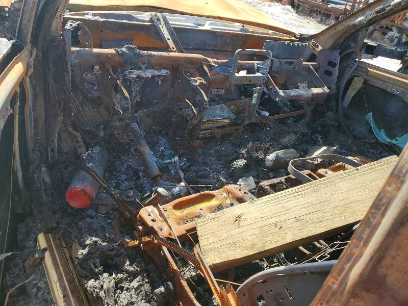 2012 Dodge Ram 5500 VIN 3C7WDMDL3CG233576 COPART salvage auction — BURN, TX - NONREPAIRABLE TITLE, sold $8,800 on 2026-07-31 (photo 8)