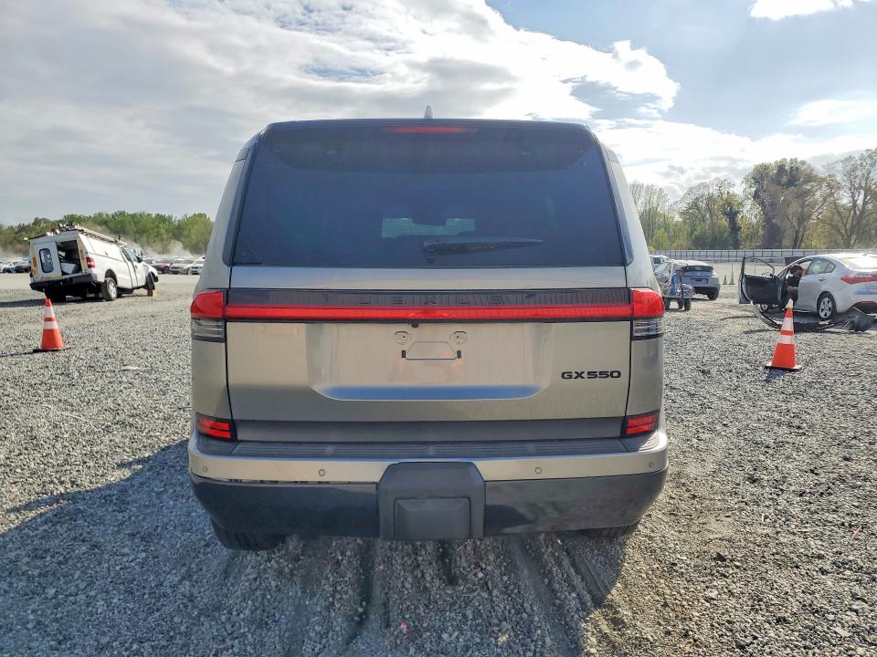 2025 Lexus Gx 550 VIN JTJVBCDX6S5060960 COPART salvage auction — Front End, LA - CERT OF TITLE-SALVAGE (P), sold $36,500 on 2026-04-29 (photo 6)