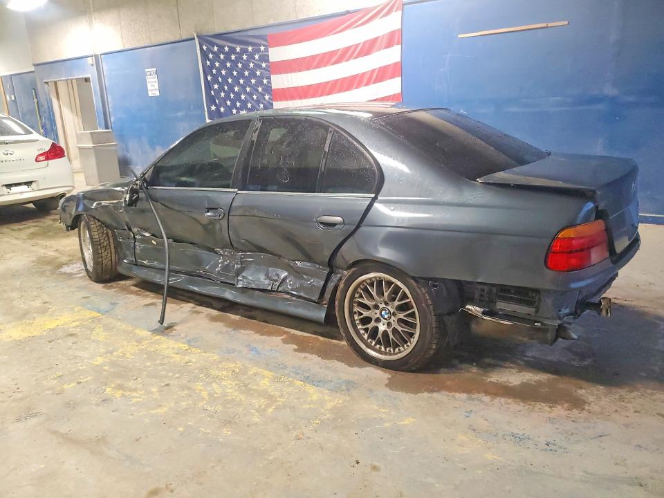 2000 BMW 5 series VIN WBADM5346YBY18721 COPART salvage auction — SIDE, In - Bill Of Sale - Parts Only, sold $150 on 2026-07-31 (photo 2)