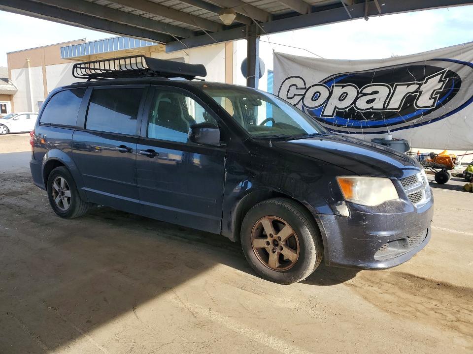 2011 Dodge Grand caravan VIN 2D4RN3DGXBR750583 COPART salvage auction — SIDE, Fl - Dis/Dlr/Exp Only Clean Title, sold $225 on 2026-07-02 (photo 4)