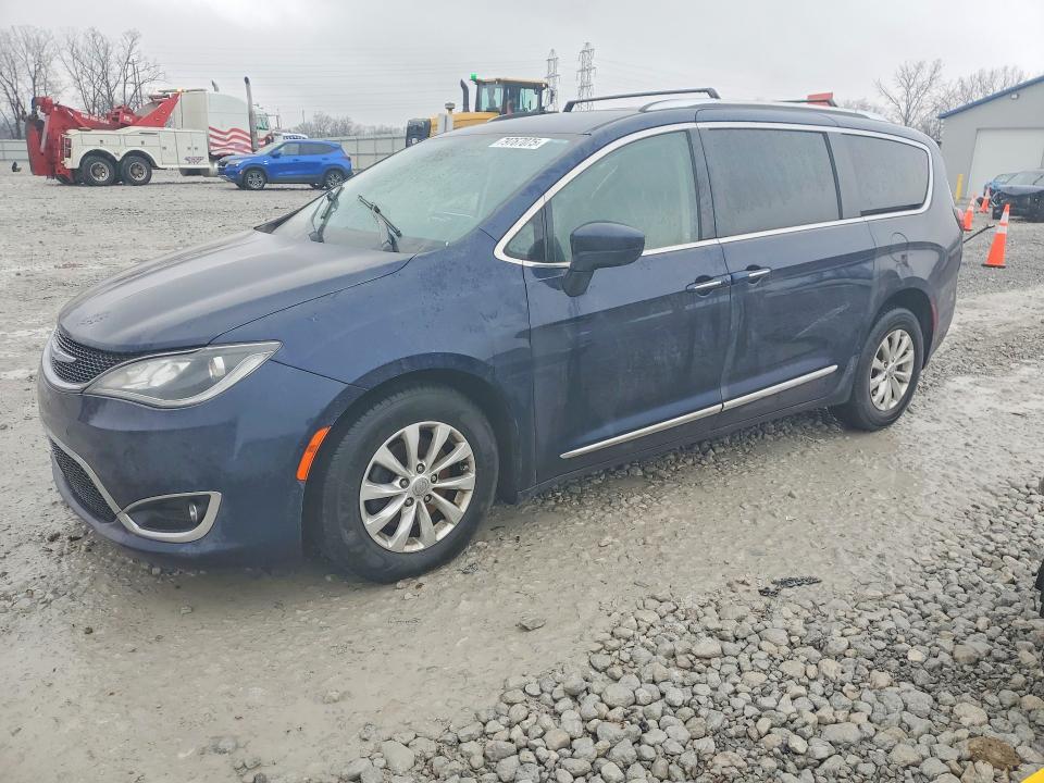 2019 Chrysler Pacifica VIN 2C4RC1BG2KR666171 COPART salvage auction — STRIPPED, Oh - Cert Of Title-Repossession, sold $3,400 on 2026-07-28 (photo 1)