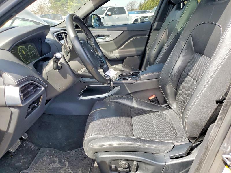 2017 Jaguar F-pace VIN SADCL2BNXHA894303 COPART salvage auction — REAR END, Id - Salvage Certificate Of Title, sold $7,300 on 2026-07-20 (photo 7)