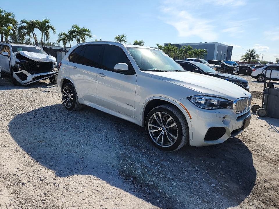 2016 BMW X5 VIN 5UXKT0C54G0S77959 COPART salvage auction — MINOR DENT/SCRATCHES, FL - CERTIFICATE OF TITLE, sold $6,100 on 2026-07-31 (photo 4)