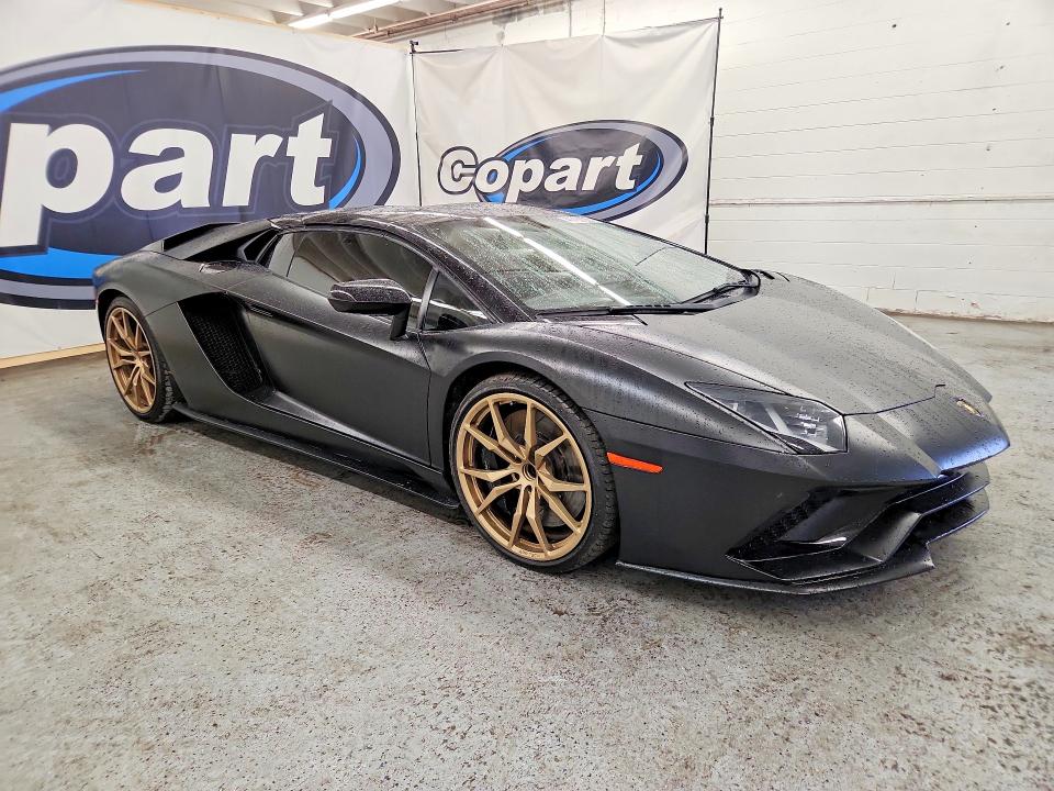 2018 Lamborghini Aventador VIN ZHWUV4ZD0JLA07069 COPART salvage auction — MINOR DENT/SCRATCHES, Mt - Cert Of Title-Rebuilt Salvage, sold $350,000 on 2026-07-25 (photo 4)